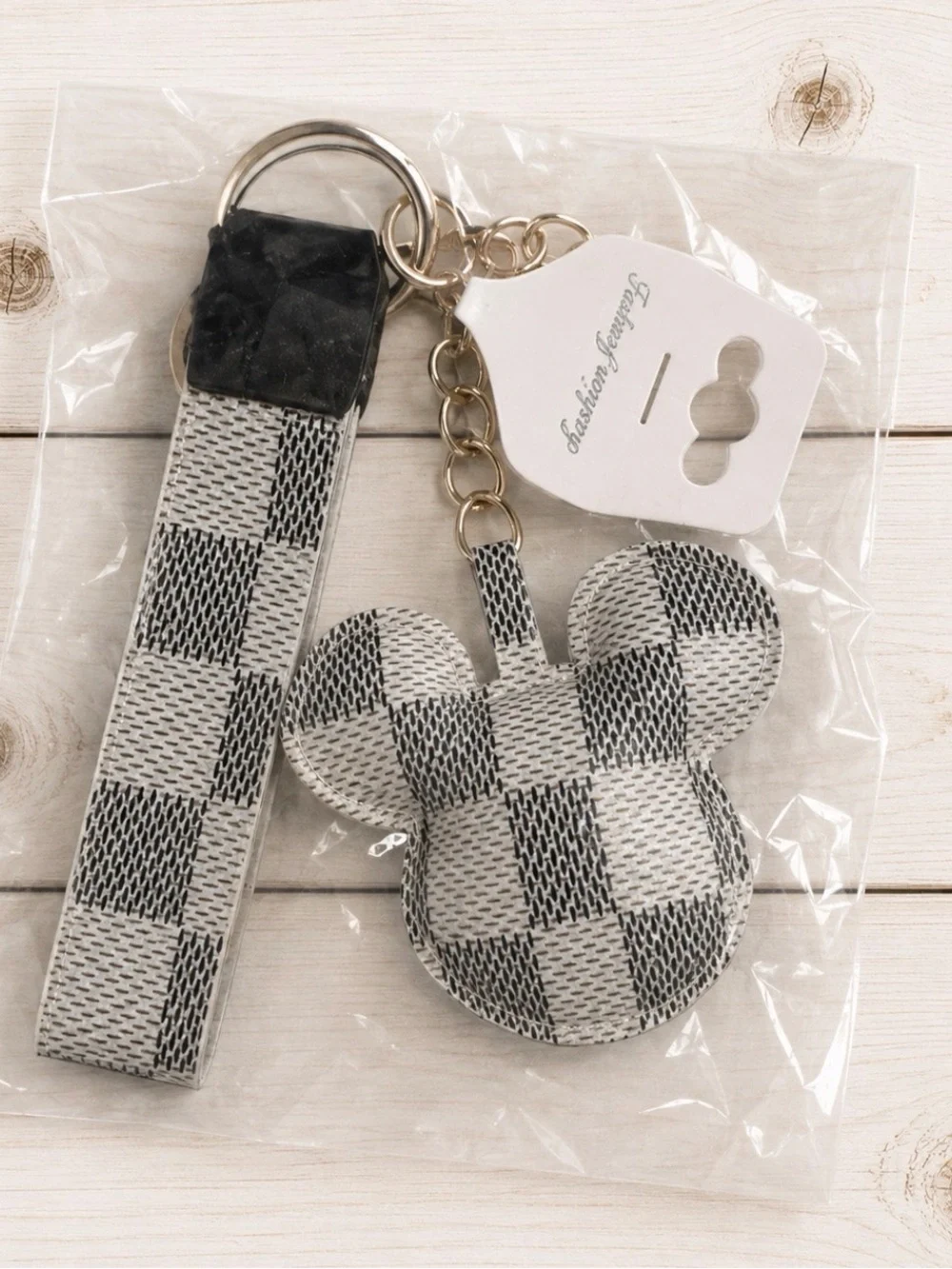 Mouse Wristlet Keychain PU Leather Bag Charm White Grey Checkered Brown Bow NIP